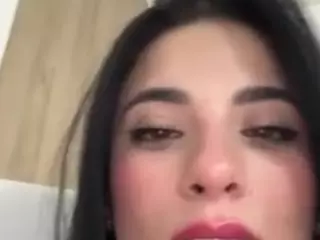 Kira Lopez's Live Sex Cam Show