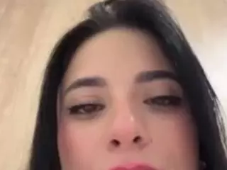 Kira Lopez's Live Sex Cam Show