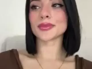 Kira Lopez's Live Sex Cam Show