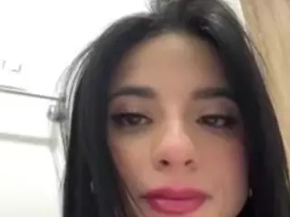 Kira Lopez's Live Sex Cam Show