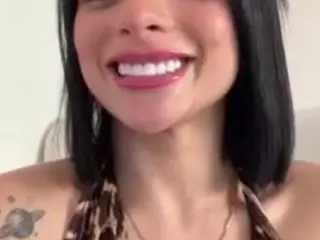 Kira Lopez's Live Sex Cam Show