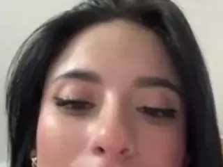 Kira Lopez's Live Sex Cam Show