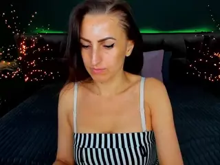 RebeccaDiamond18's Live Sex Cam Show