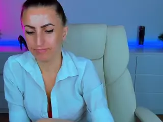 RebeccaDiamond18's Live Sex Cam Show