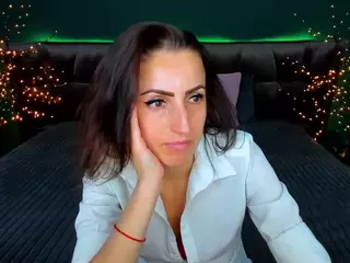 RebeccaDiamond18's Live Sex Cam Show