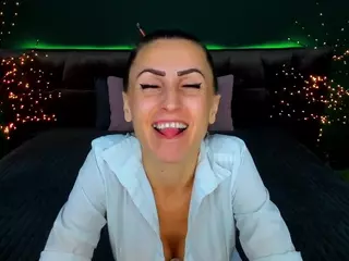 RebeccaDiamond18's Live Sex Cam Show