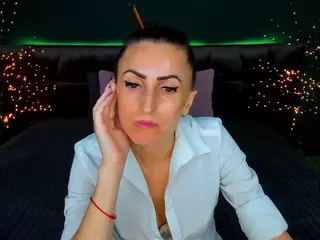 RebeccaDiamond18's Live Sex Cam Show