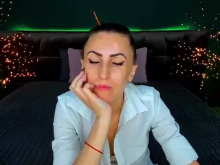 RebeccaDiamond18's Live Sex Cam Show
