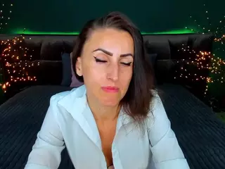 RebeccaDiamond18's Live Sex Cam Show
