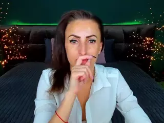 RebeccaDiamond18's Live Sex Cam Show
