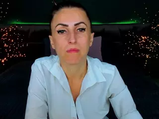 RebeccaDiamond18's Live Sex Cam Show