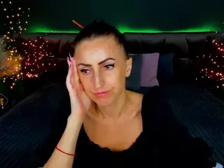 RebeccaDiamond18's Live Sex Cam Show