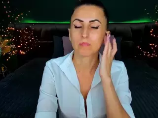RebeccaDiamond18's Live Sex Cam Show