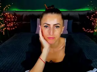 RebeccaDiamond18's Live Sex Cam Show