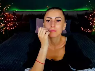 RebeccaDiamond18's Live Sex Cam Show