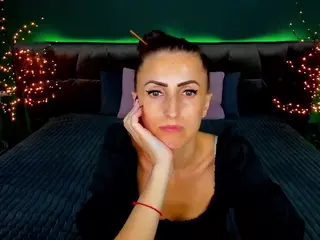 RebeccaDiamond18's Live Sex Cam Show