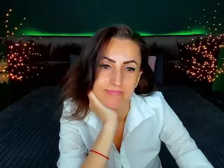RebeccaDiamond18's Live Sex Cam Show