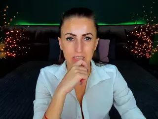 RebeccaDiamond18's Live Sex Cam Show