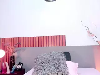 AlisaFox's Live Sex Cam Show