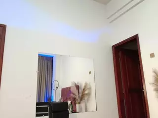 AlisaFox's Live Sex Cam Show