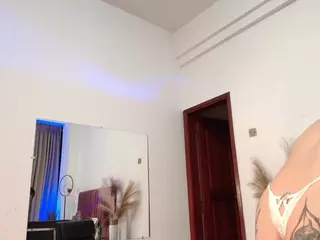 AlisaFox's Live Sex Cam Show
