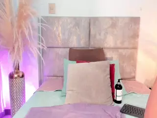 AlisaFox's Live Sex Cam Show