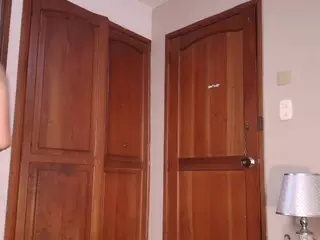 AlisaFox's Live Sex Cam Show