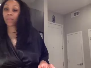 Miss Pretty Pocahontas's Live Sex Cam Show