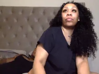 Miss Pretty Pocahontas's Live Sex Cam Show