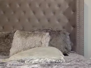 Miss Pretty Pocahontas's Live Sex Cam Show