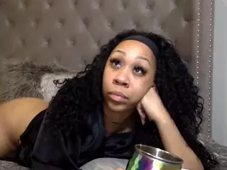 Miss Pretty Pocahontas's Live Sex Cam Show