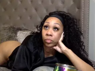 Miss Pretty Pocahontas's Live Sex Cam Show