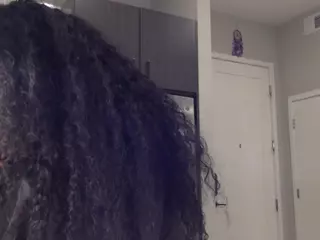 Miss Pretty Pocahontas's Live Sex Cam Show