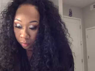 Miss Pretty Pocahontas's Live Sex Cam Show
