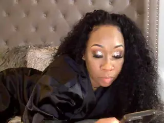 Miss Pretty Pocahontas's Live Sex Cam Show