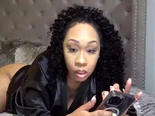 Miss Pretty Pocahontas's Live Sex Cam Show