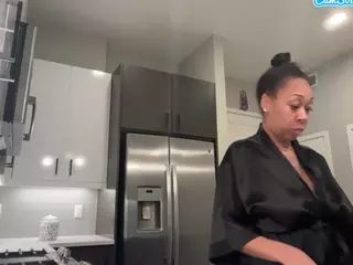 Miss Pretty Pocahontas's Live Sex Cam Show