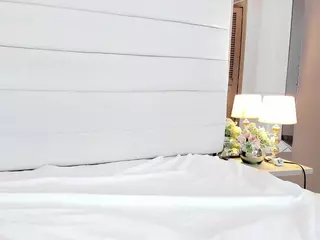 Lilly's Live Sex Cam Show