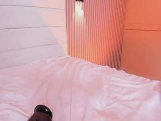 Live cam show with Lilly