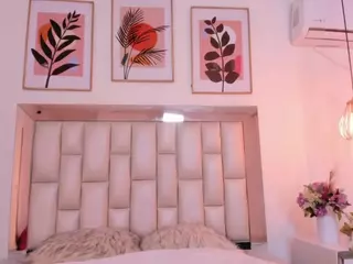 YAYIS's Live Sex Cam Show