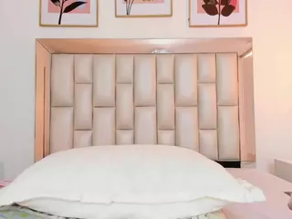 YAYIS's Live Sex Cam Show