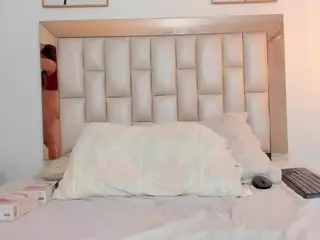 YAYIS's Live Sex Cam Show
