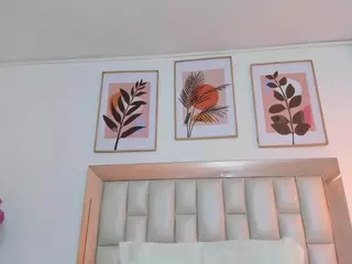 YAYIS's Live Sex Cam Show
