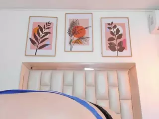 YAYIS's Live Sex Cam Show