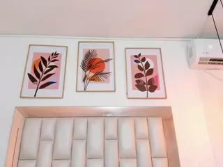 YAYIS's Live Sex Cam Show