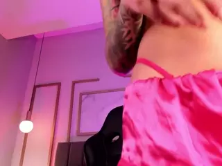 Bombshellll's Live Sex Cam Show