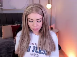 Bombshellll's Live Sex Cam Show