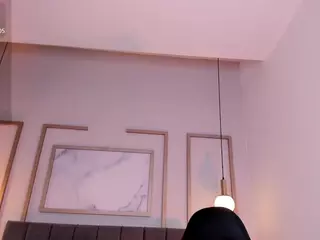 Bombshellll's Live Sex Cam Show