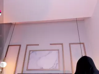 Bombshellll's Live Sex Cam Show