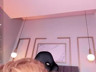 Bombshellll's Live Sex Cam Show